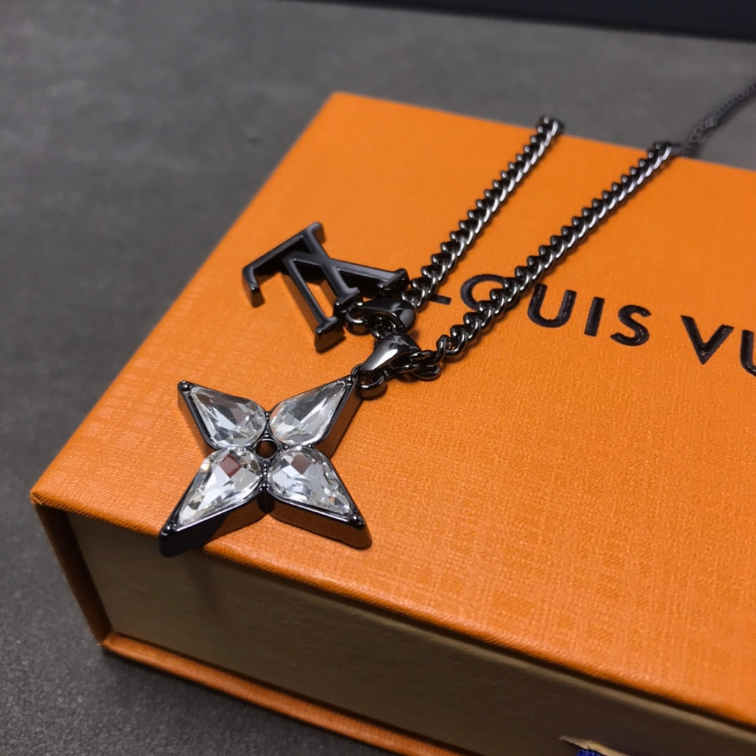 New Arrival LV Necklaces 050