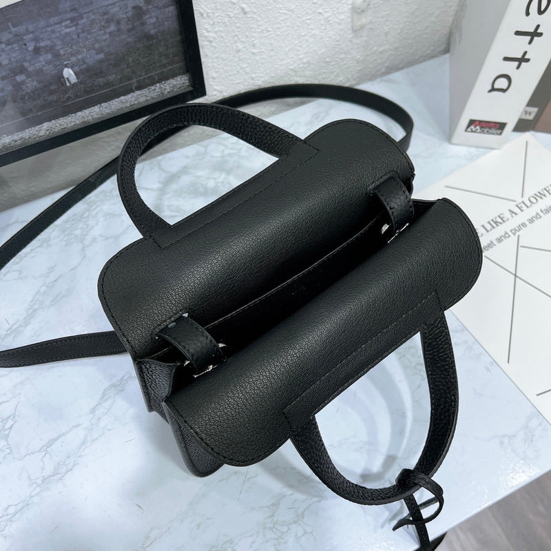 Ozarra - HMS Bags - 095