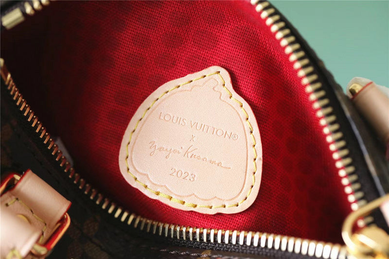 Ozarra - LUV Bags - 459
