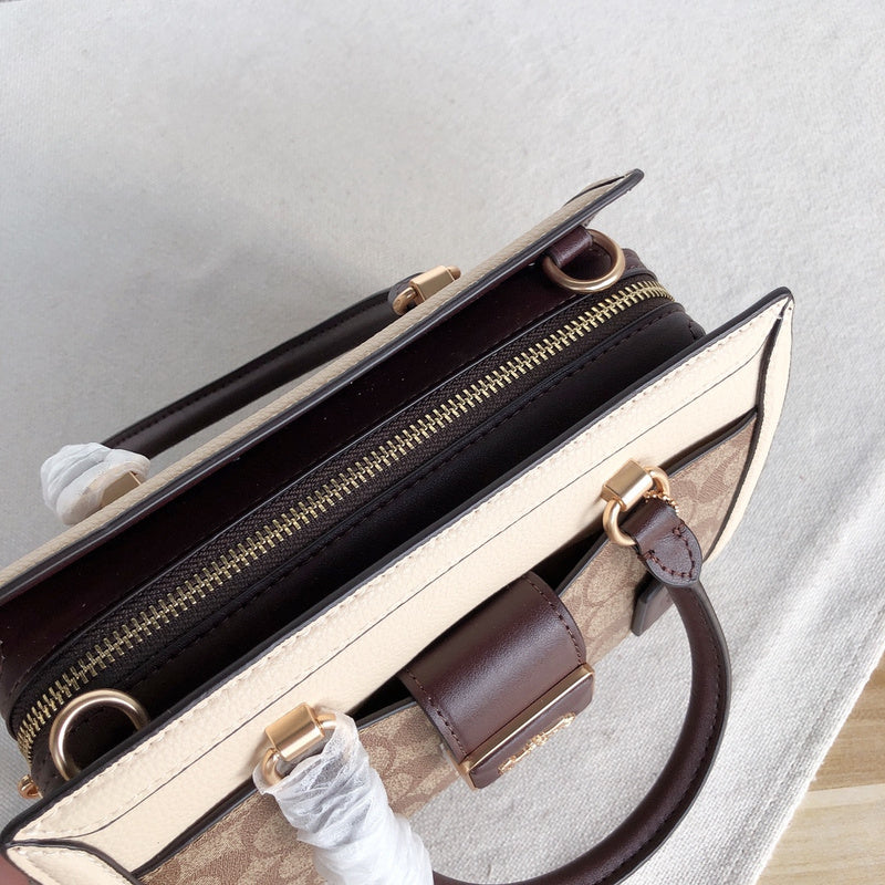 Ozarra - CAH Bags - 601