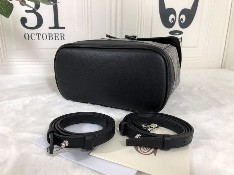 Ozarra - GOD Bags - 025