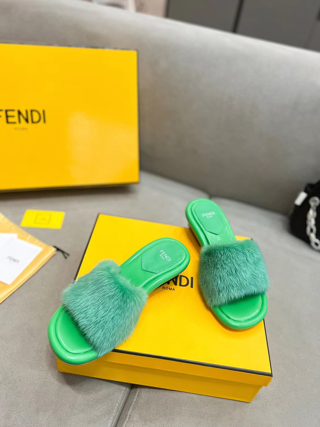 Luxury Shoes - FED - 143