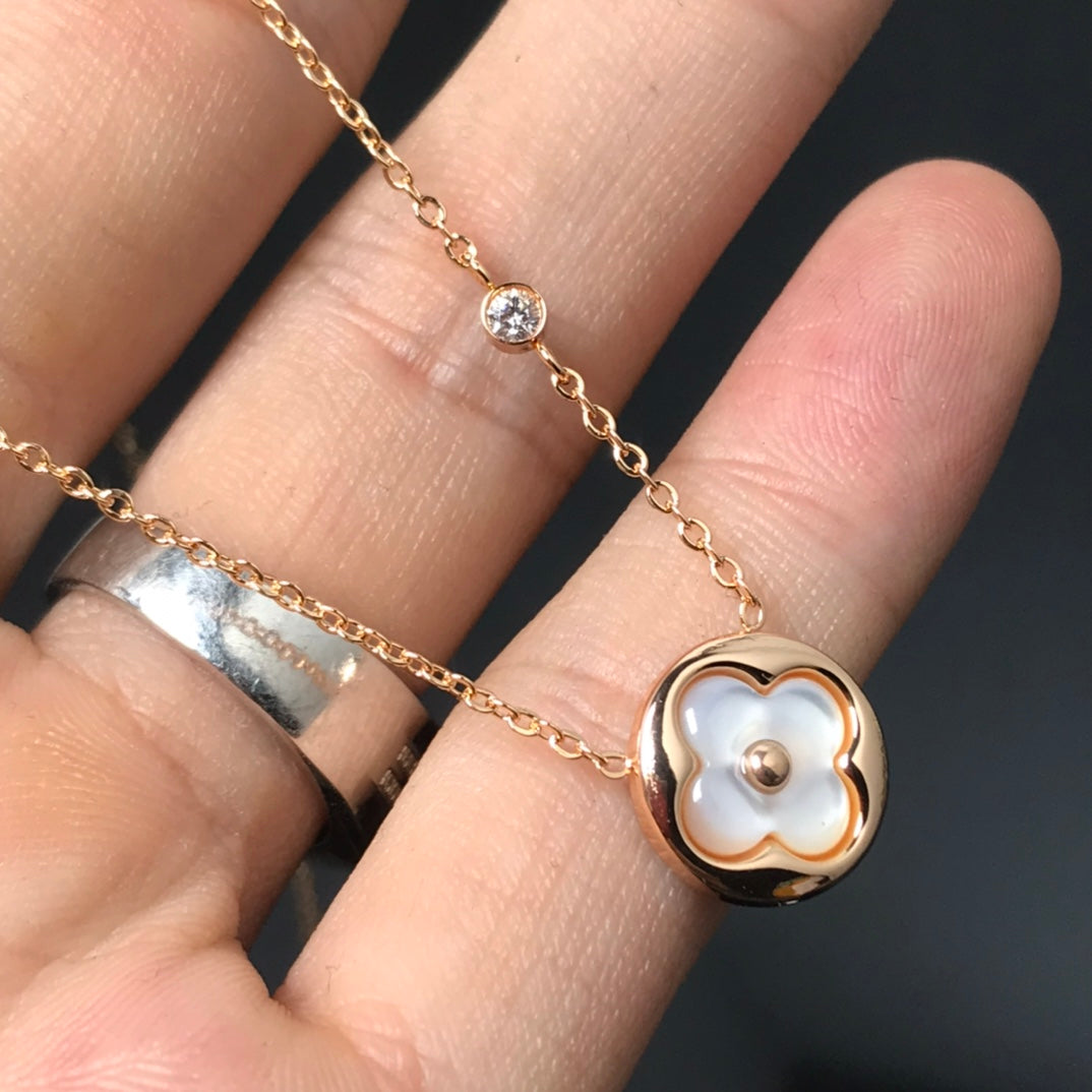 New Arrival LV Necklaces 034