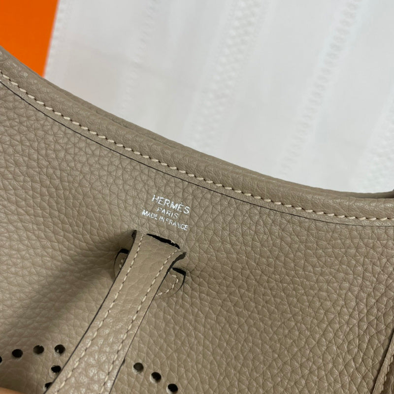 Ozarra - HMS Bags - 933