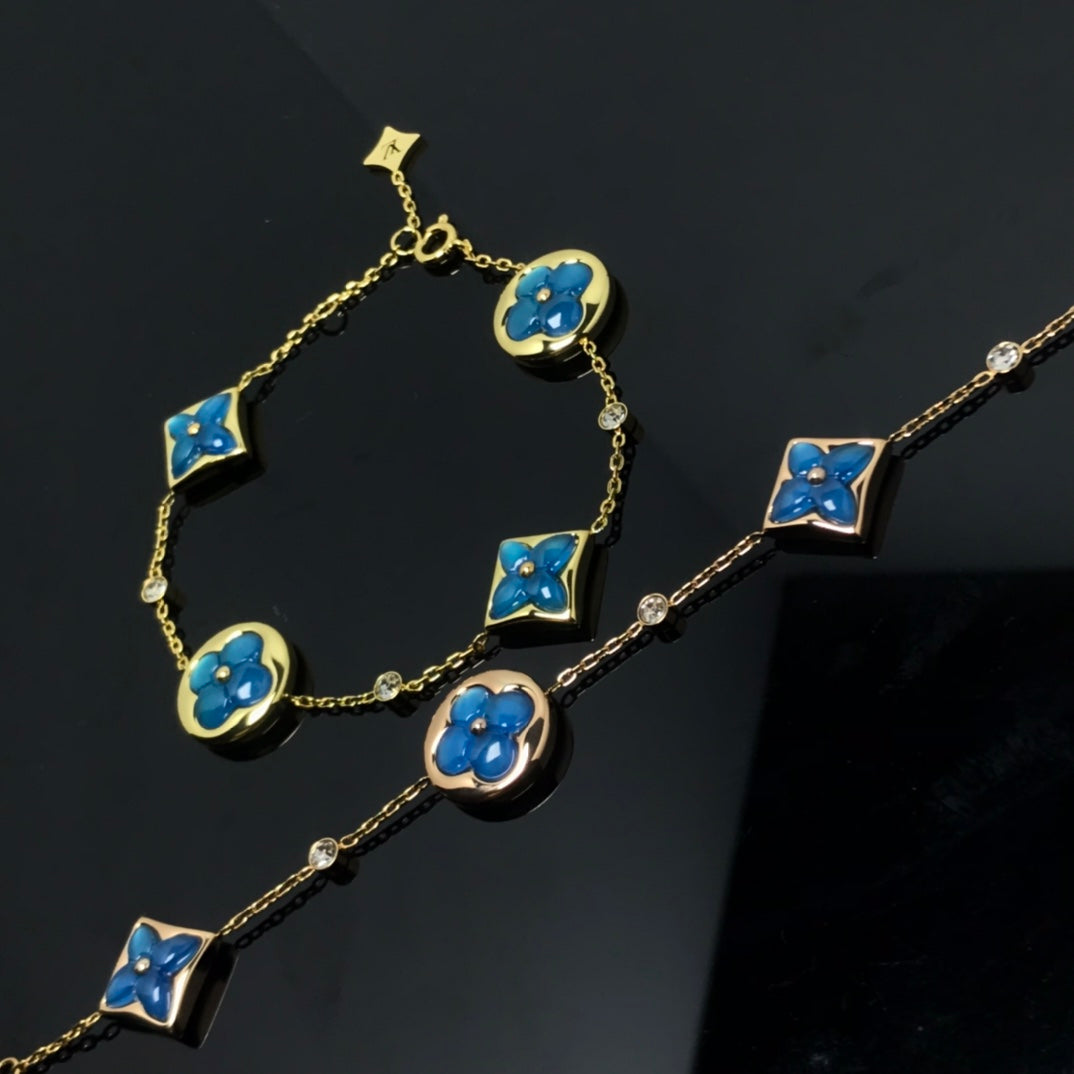 New Arrival LV Necklaces 053