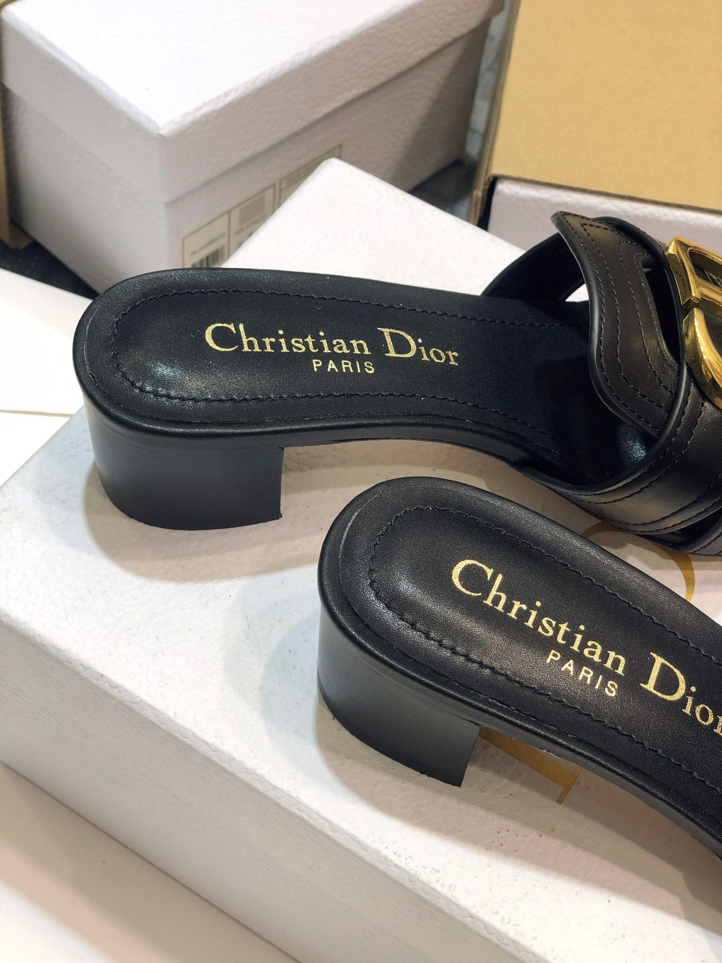 Luxury Shoes - DIR - 660