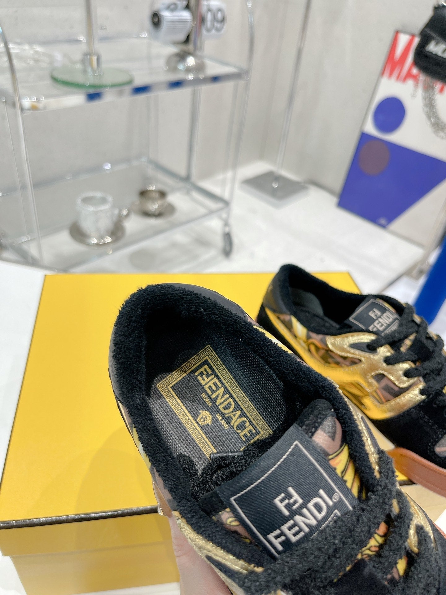 Luxury Shoes - FED - 586
