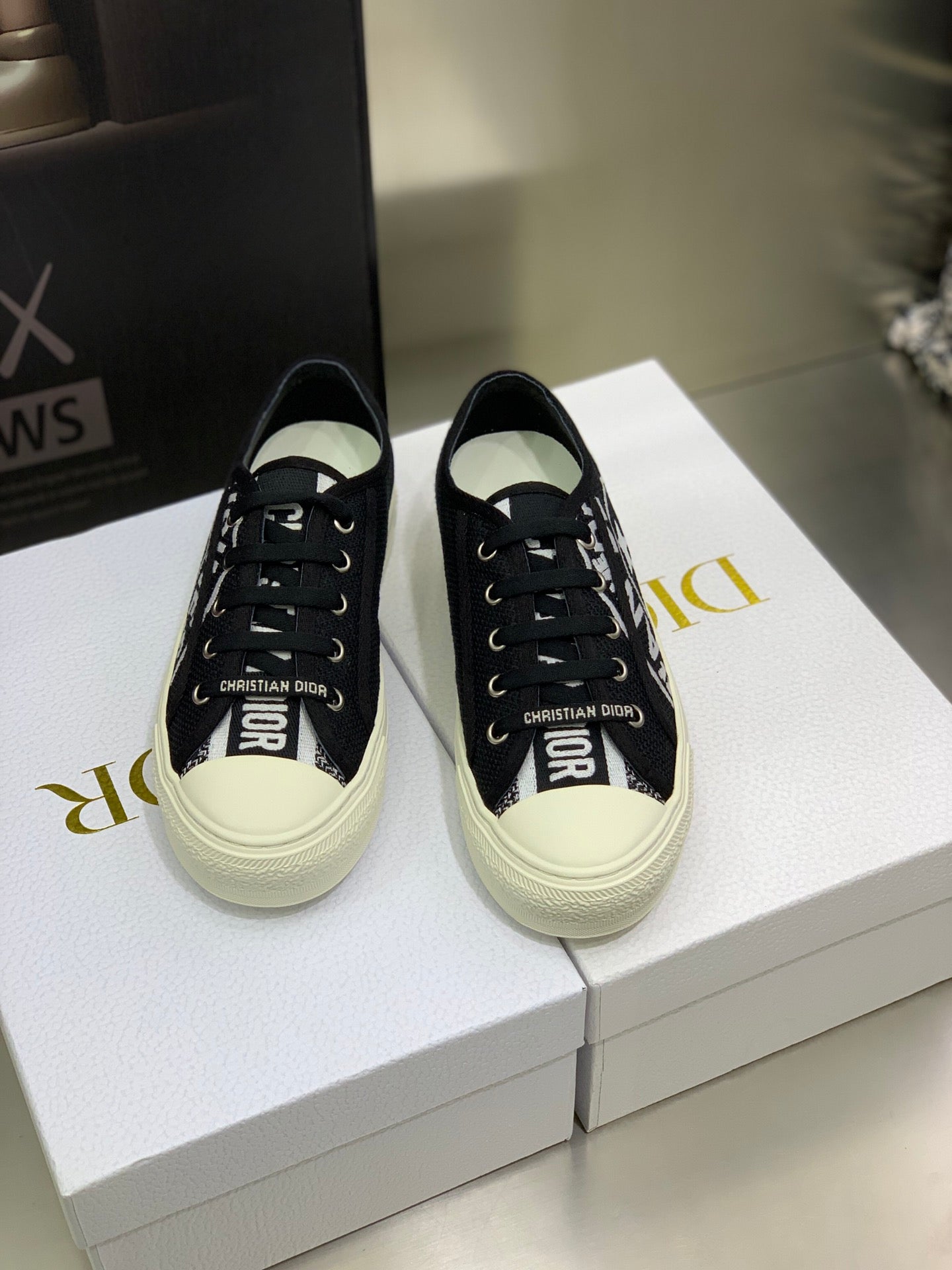 Luxury Shoes - DIR - 1056
