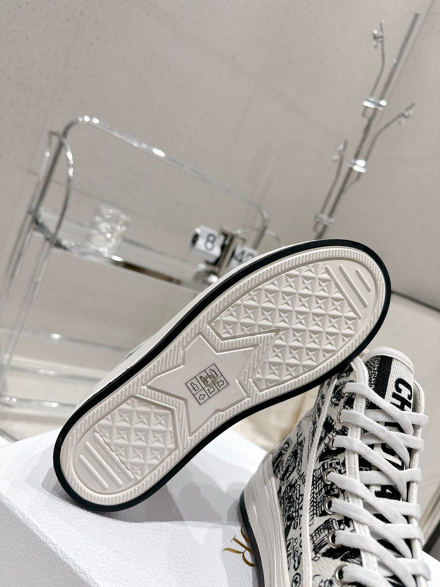 Luxury Shoes - DIR - 404