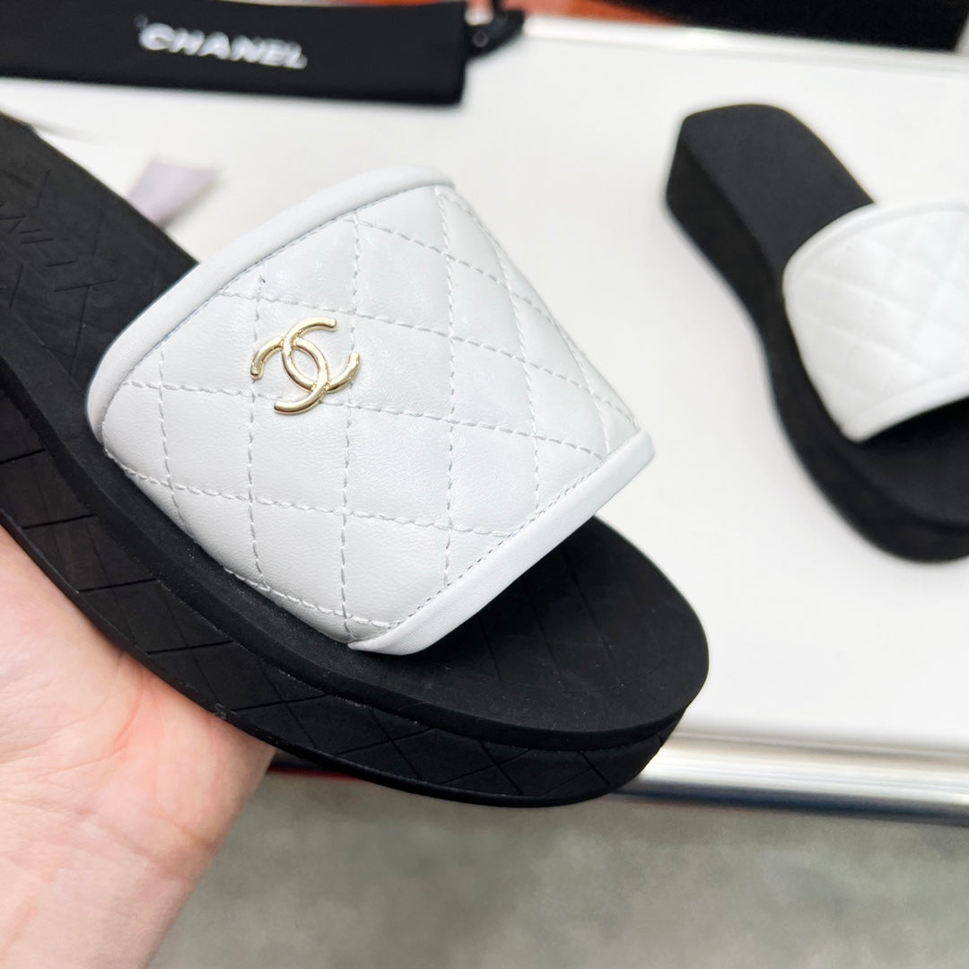Luxury Shoes Sandals - CHL - 631