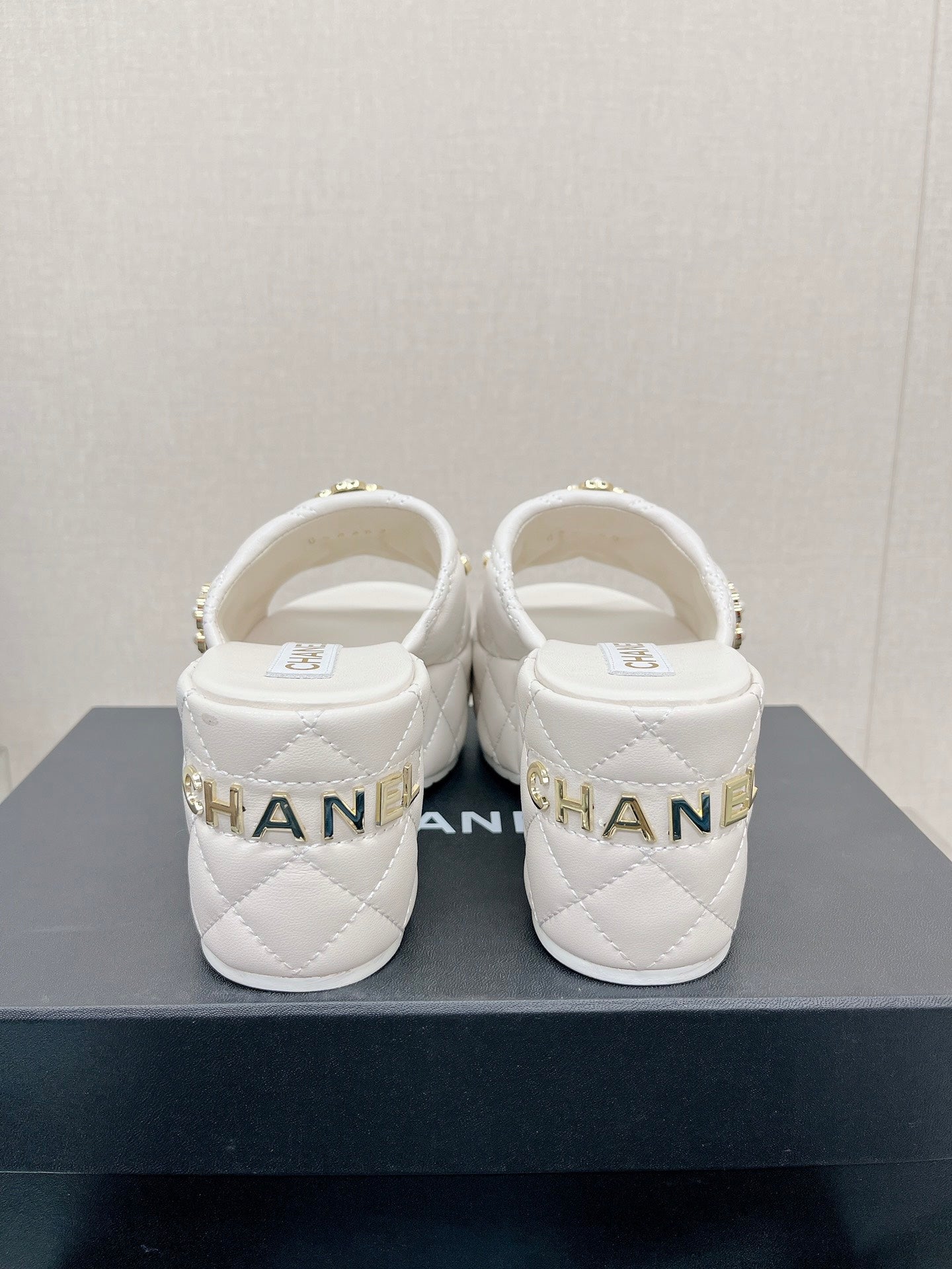 Luxury Shoes Sandals - CHL - 615