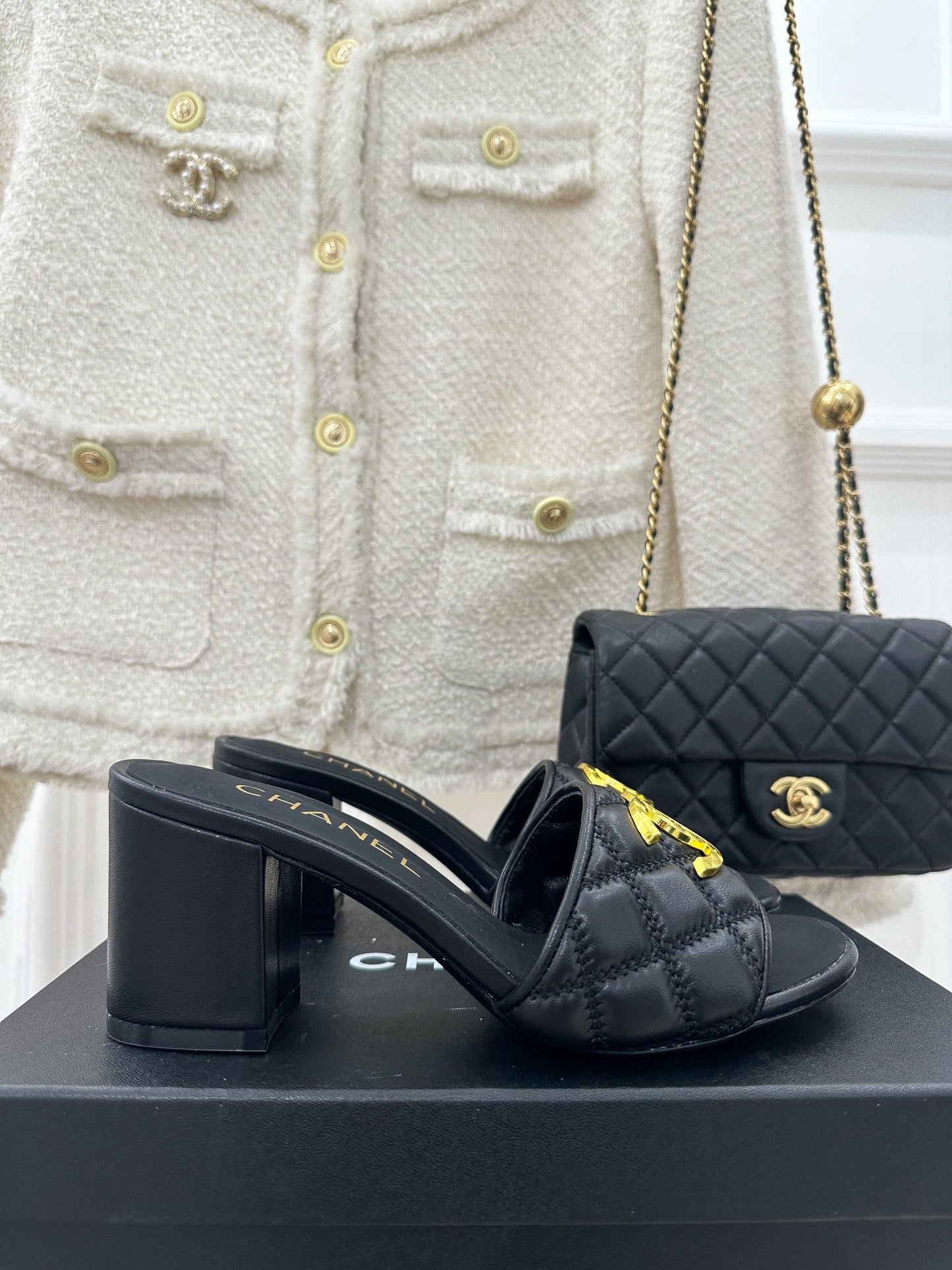 Luxury Shoes Sandals - CHL - 199