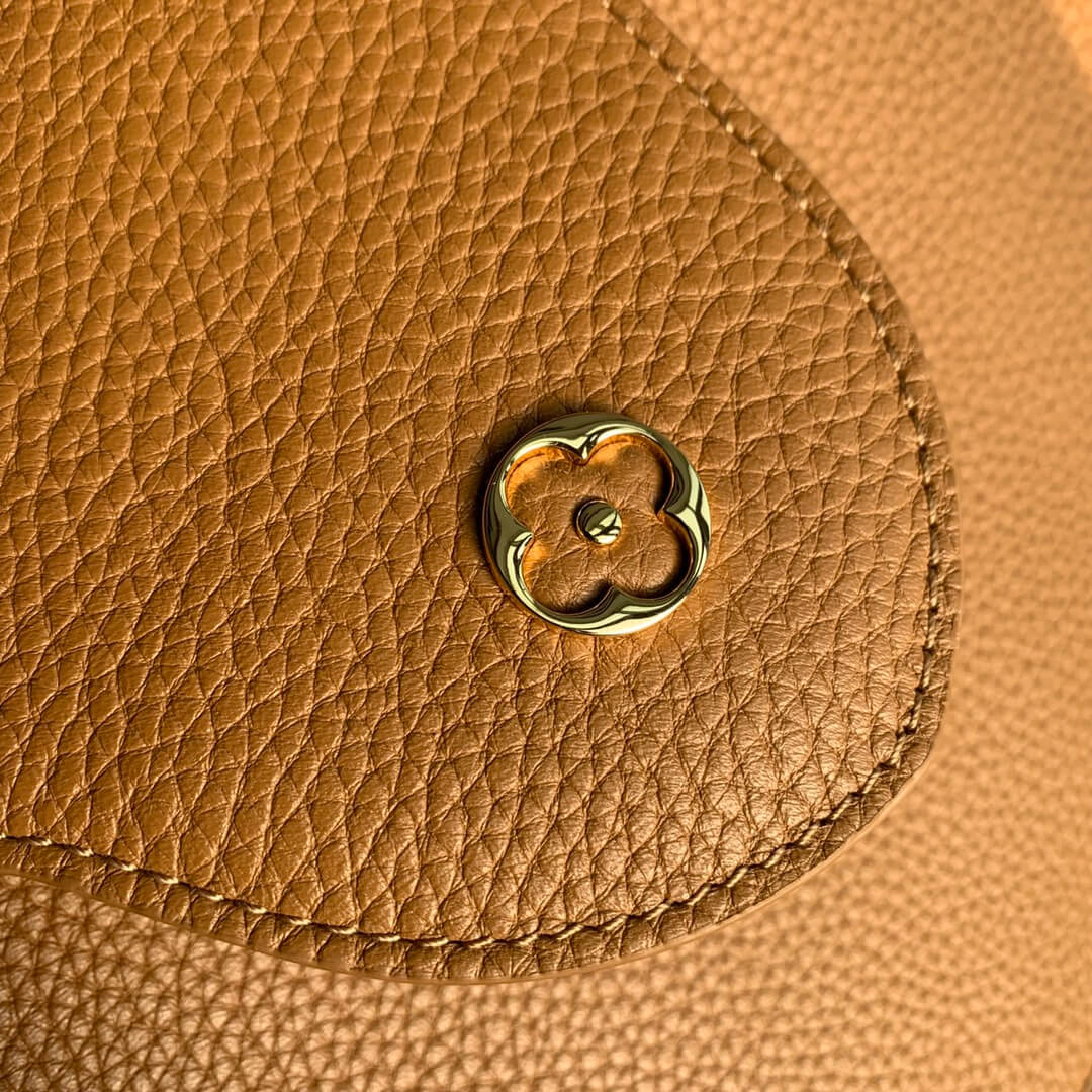 M21798 Capucines MINI Taurillon 21cm brown COWHIDE/ REAL LEATHER