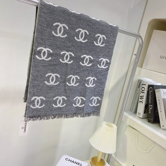 High Quality CHL Scarf 010