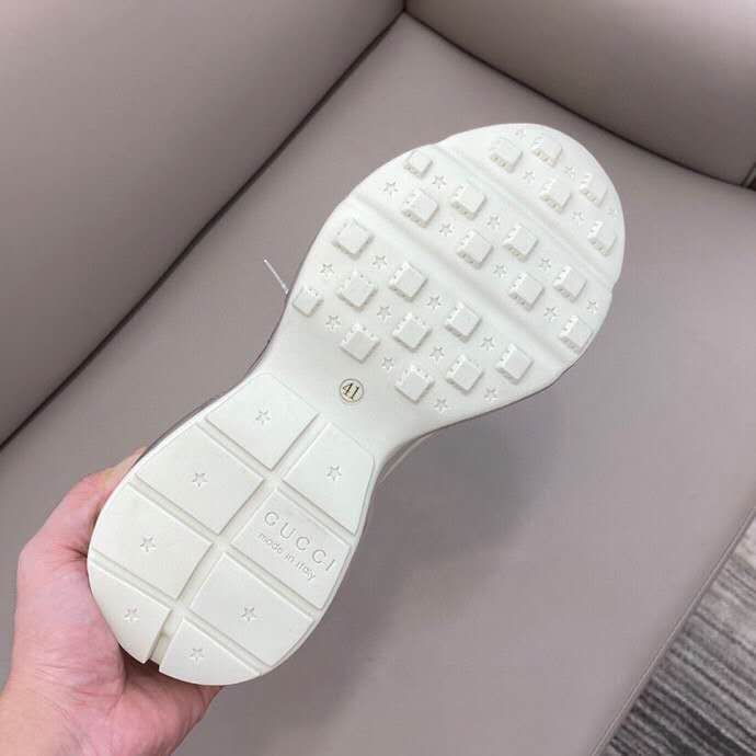 BL-GCI Rhyton Interlocking Disk Sneaker 051