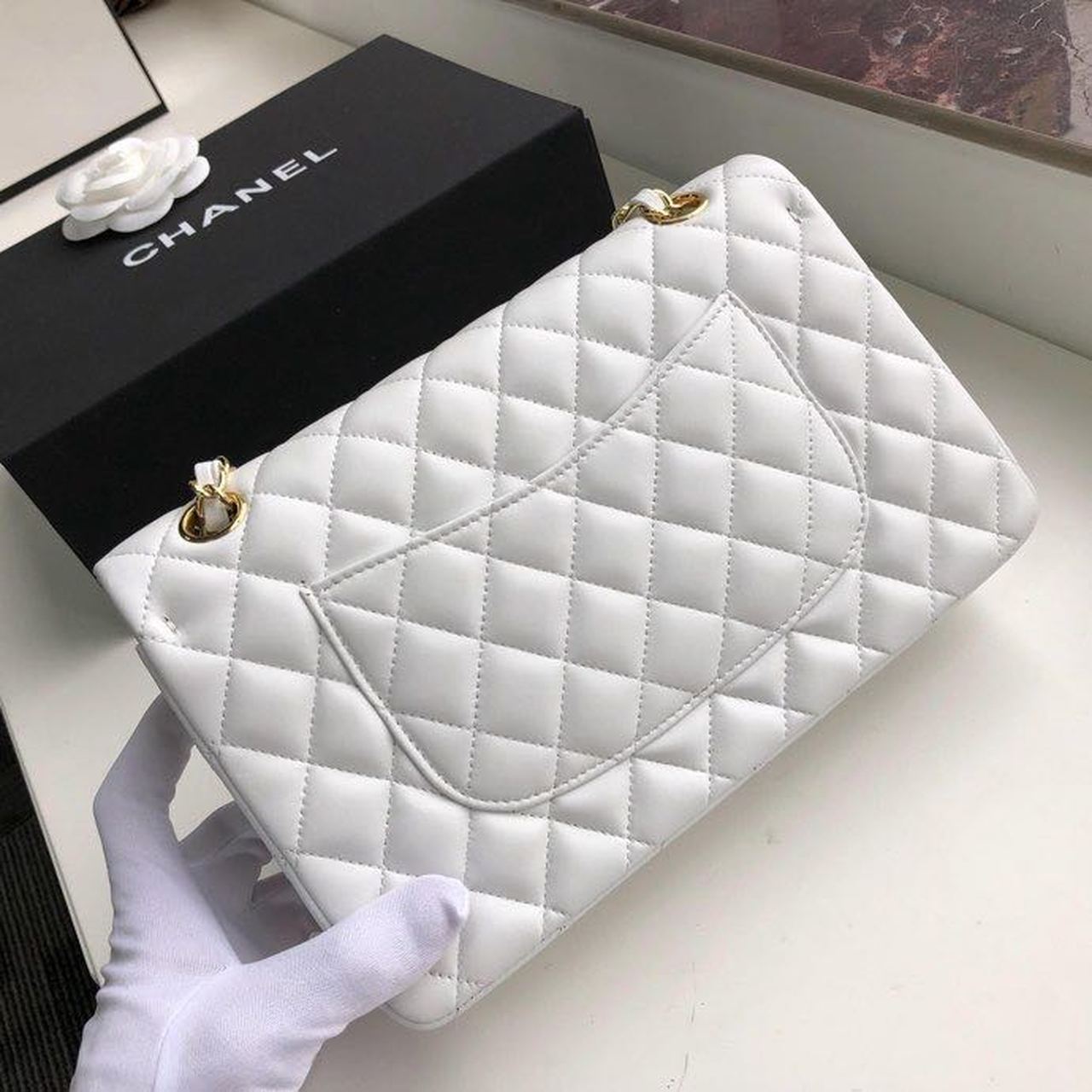 Chanel Classic Handbag Gold Toned Hardware White For Women, Women’s Bags, Shoulder And Crossbody Bags 10.2in/26cm A01112