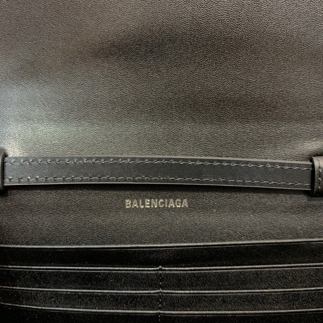 Balen Hourglass Wallet Bag In Black, For Women, Bags 8in/20cm