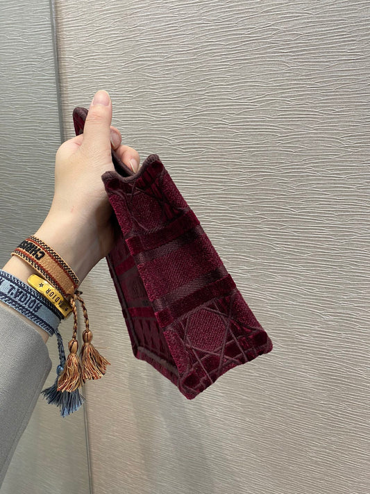 DI Mini Book Tote Red Embroidery Red For Women Women’s Handbag 9in/23cm CD