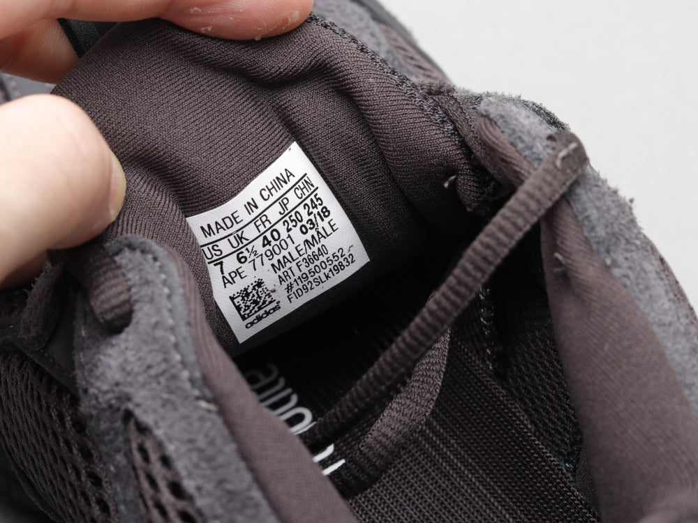 LW - Yzy 500 Utility Sneaker