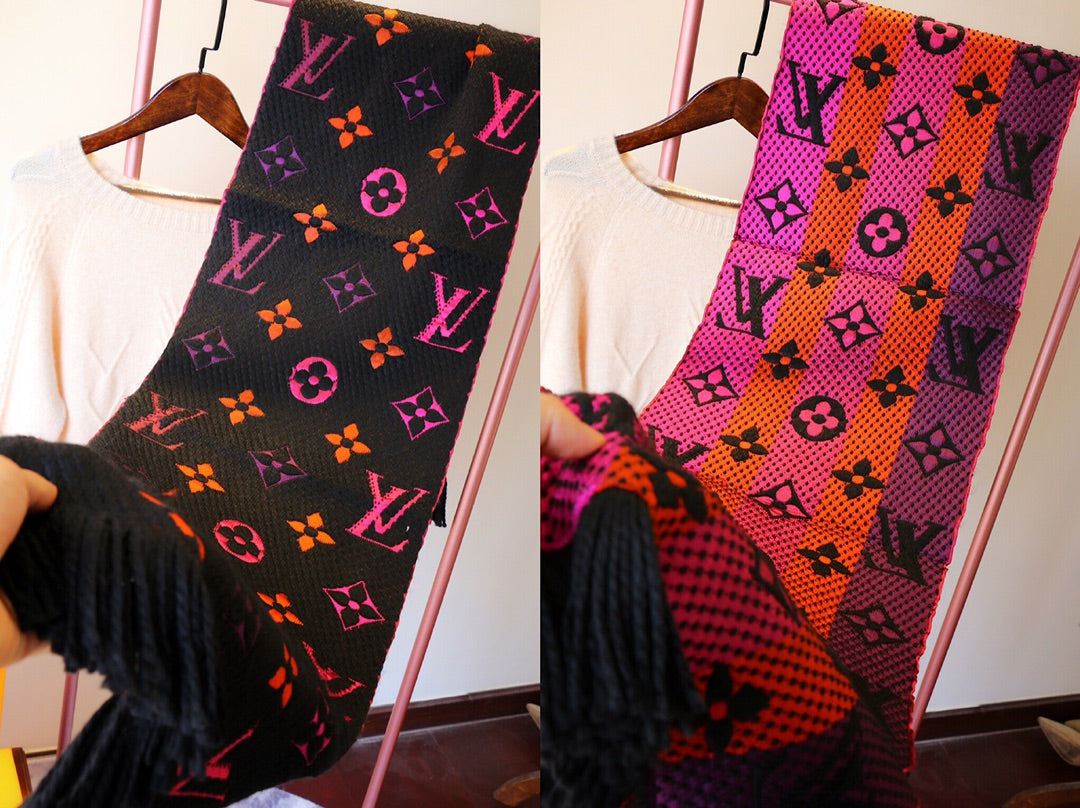 High Quality LUV Scarf 001