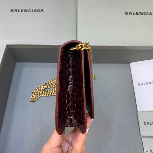 Balen Croc Embossed Patent B Bag With Chain In Dark Red, For Women, Bags 7.9in/20cm