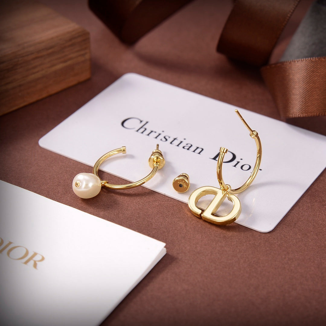 High Quality Earring Dir 027
