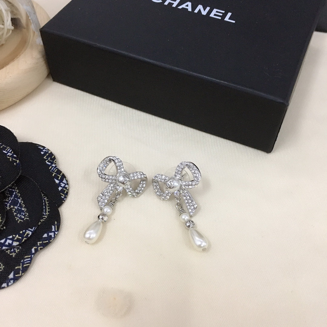 BL - High Quality Earring CHL 024