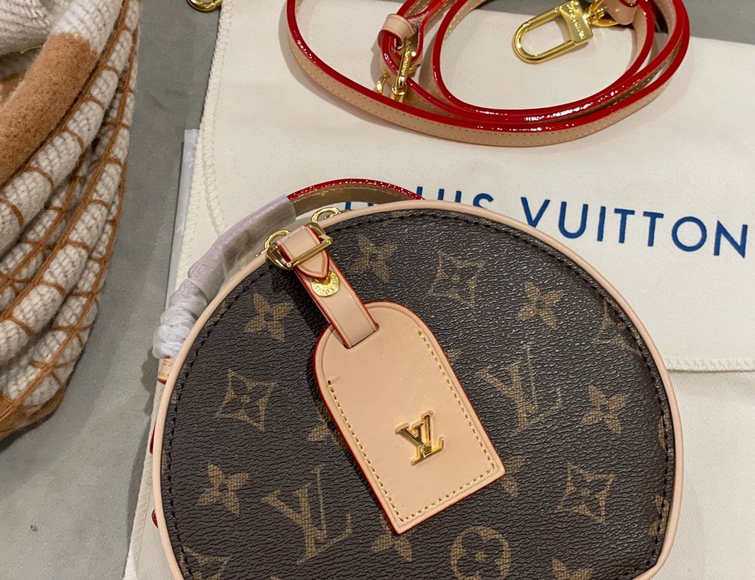 BL - High Quality Bags LUV 074