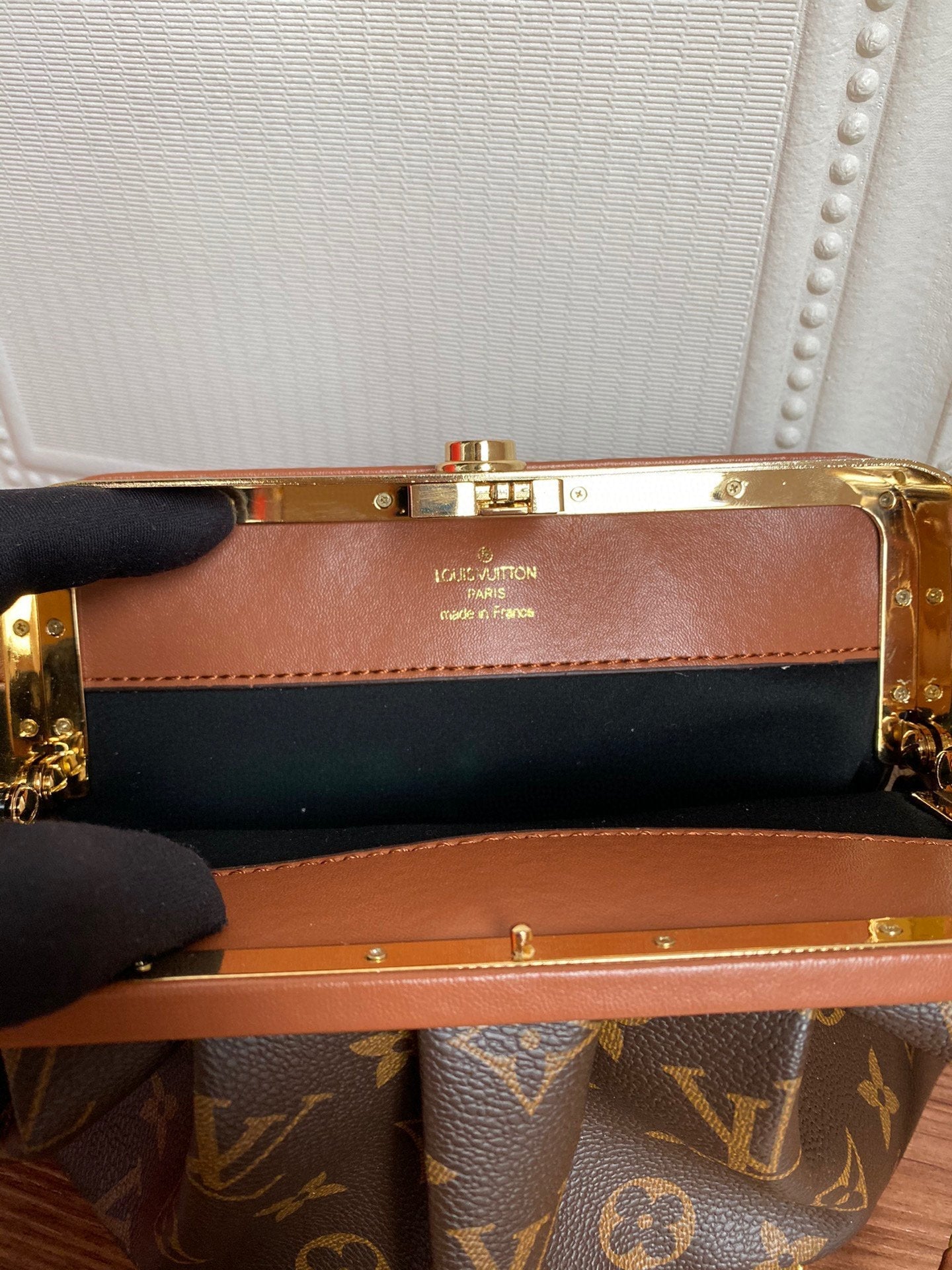 BL - High Quality Bags LUV 052