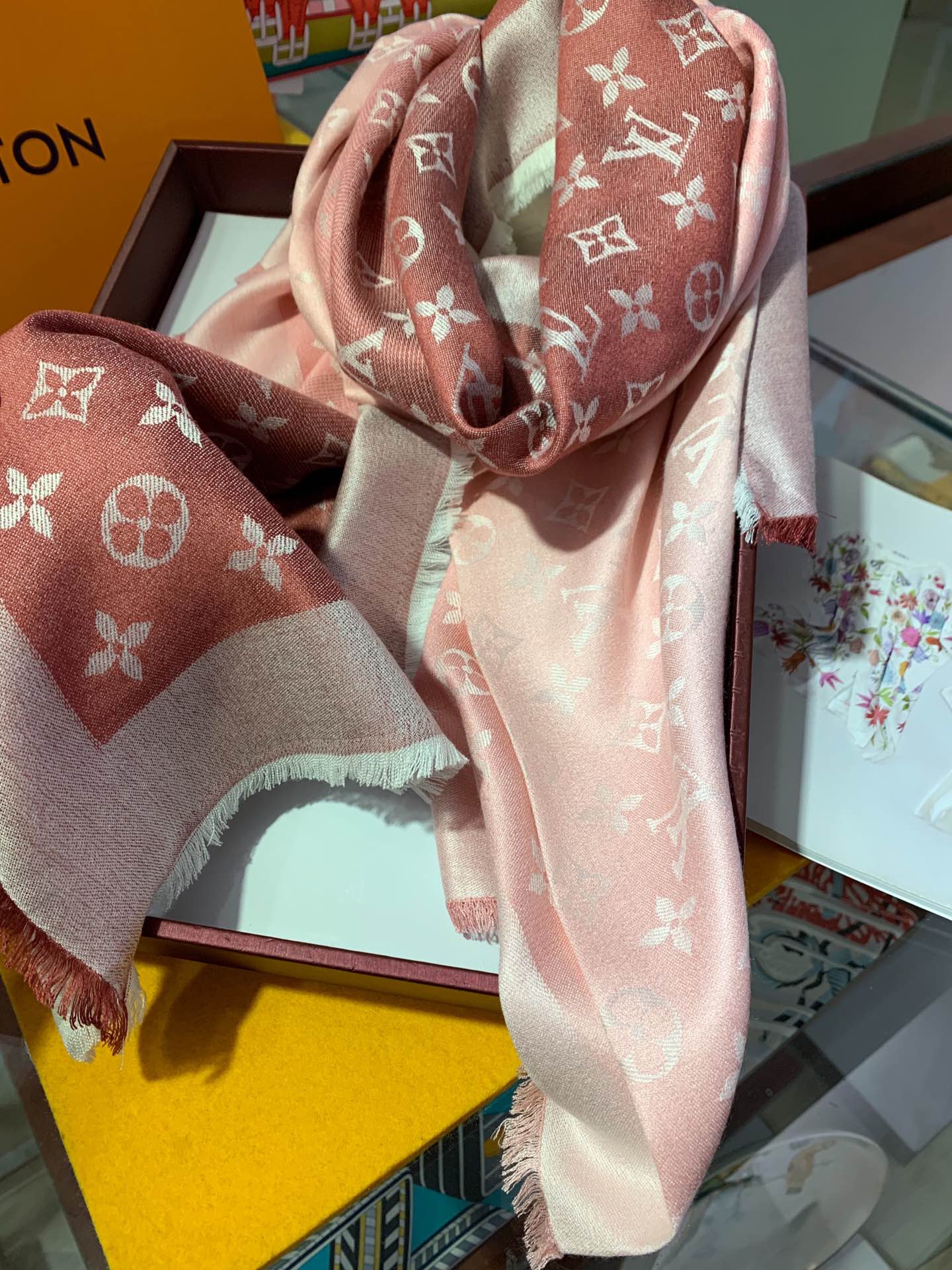 High Quality LUV Scarf 026