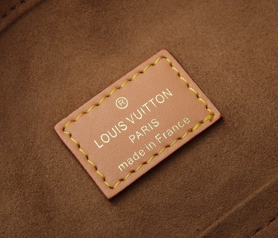 BL - High Quality Bags LUV 001
