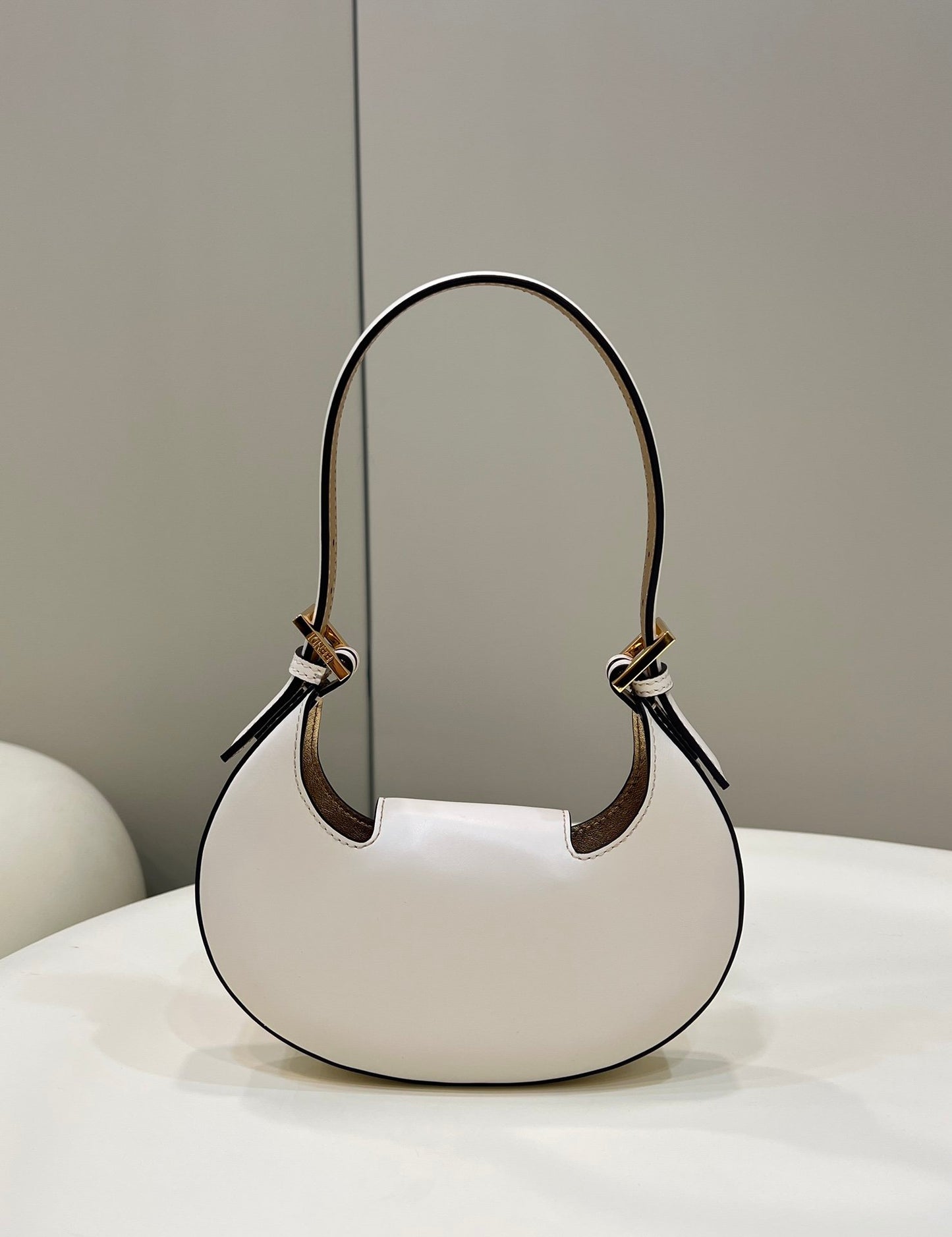 FI Cookie White For Women, Women’s Handbags, Shoulder Bags 7.4in/19cm FF 8BS065AAIWF0K7E