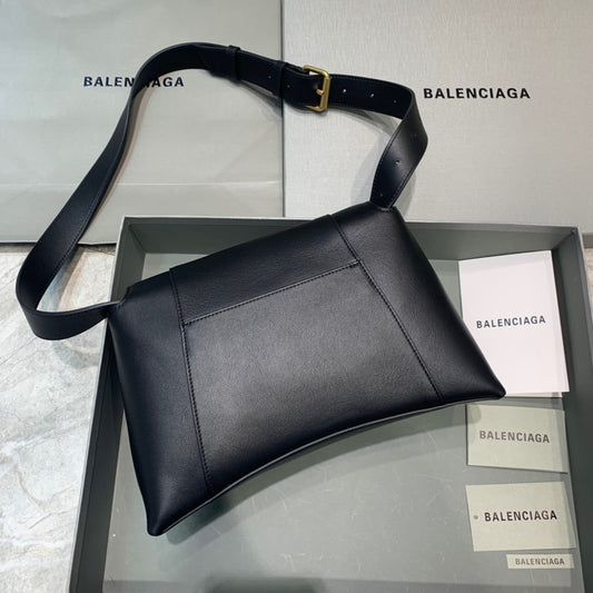 Balen Downtown Small Shoulder Bag In Black, For Women, Bags 11.8in/30cm 67135329S1M1000