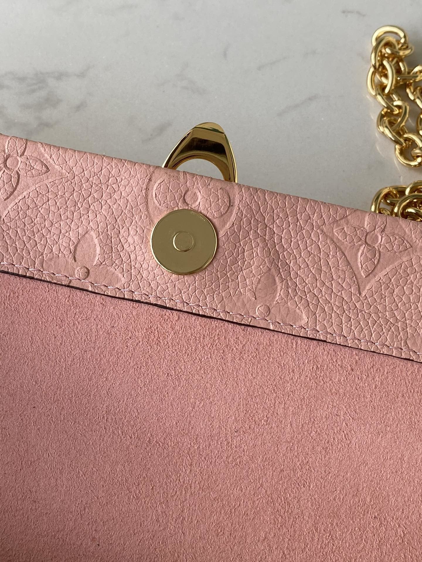 BL - High Quality Wallet LUV 087