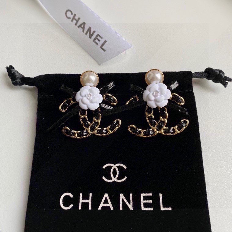 BL - High Quality Earring CHL 021