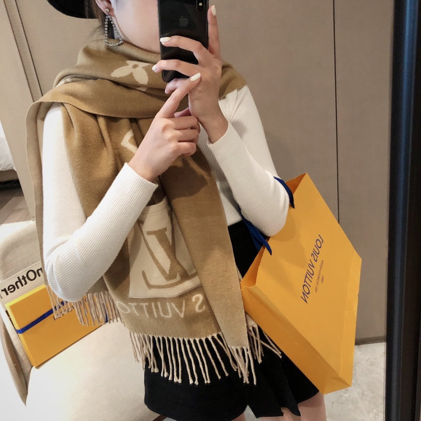 High Quality LUV Scarf 011