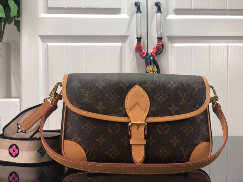Fashion Lu-Vi bags - 2465