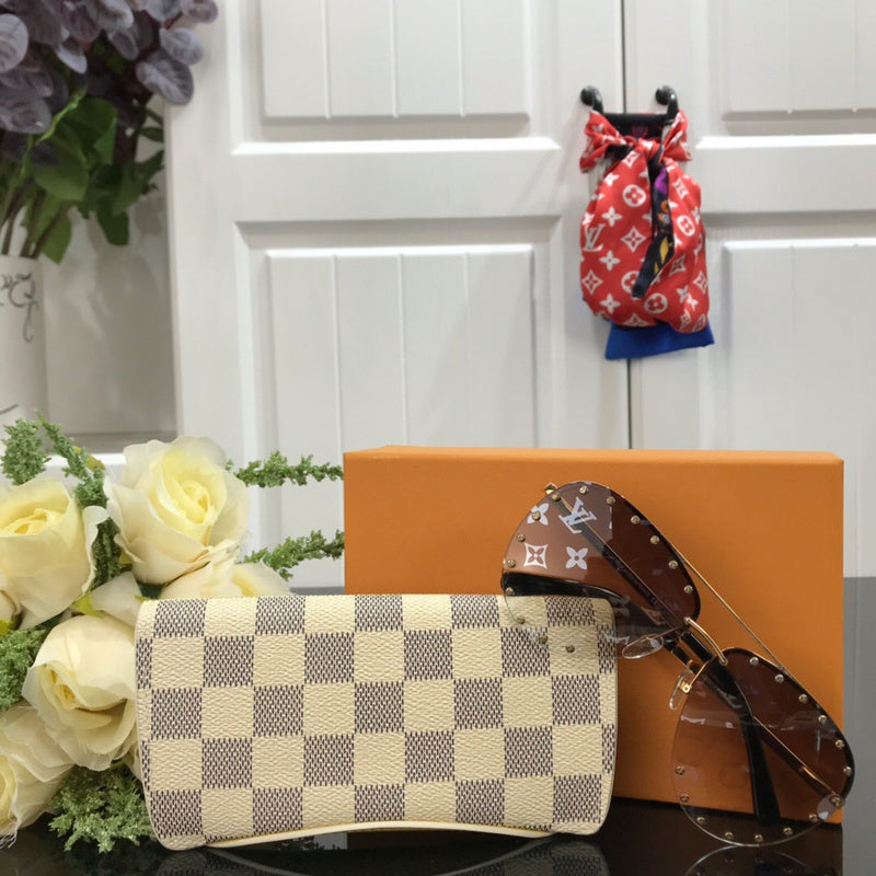 Ozarra Fashion Lu-Vi bags - 9304