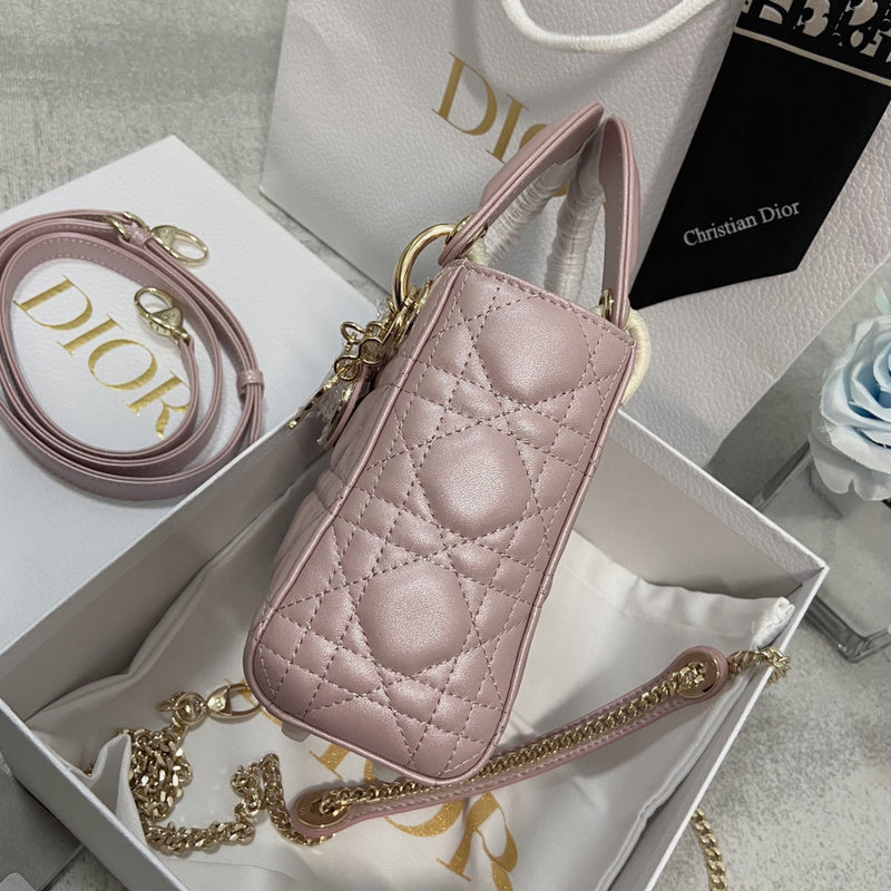 OZ - Dir Bags - 890