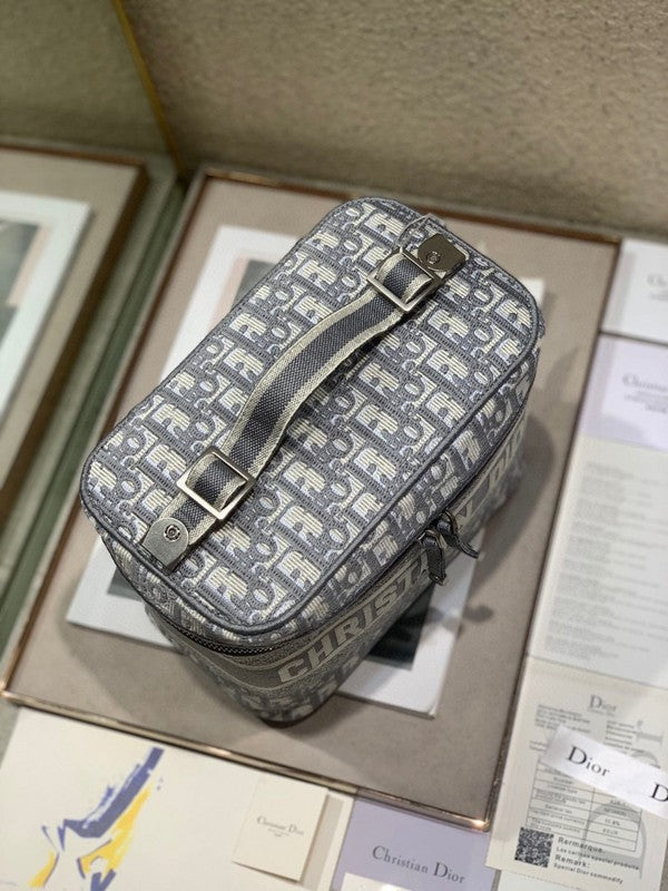 Ozarra - Dir Bags - 1947