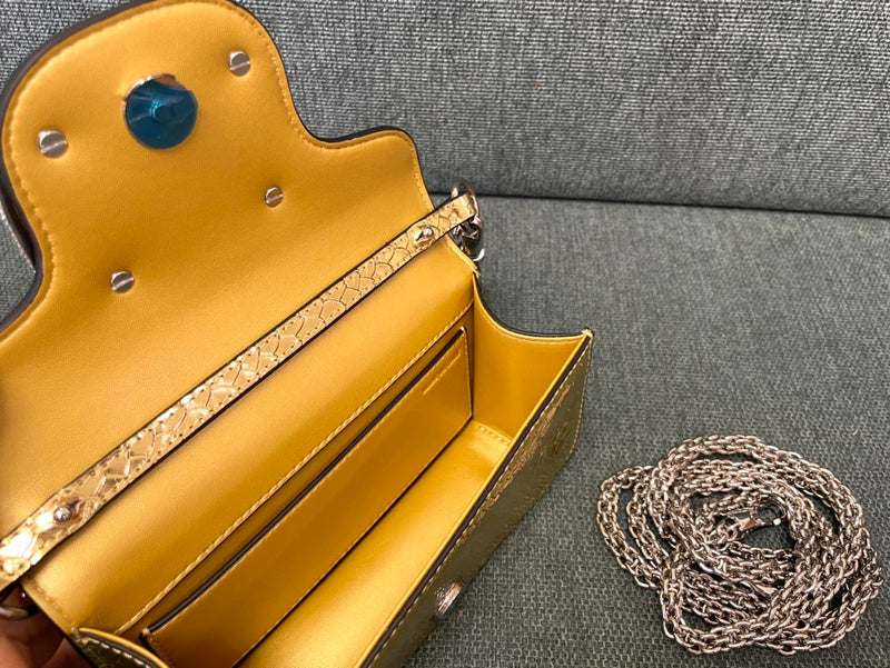 OZ - VEL Bags - 825