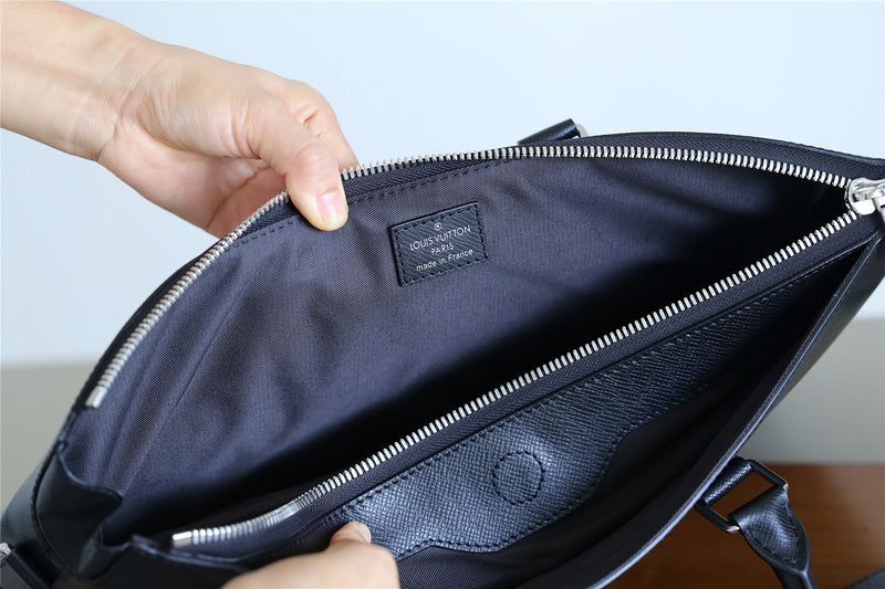 Ozarra Fashion Lu-Vi bags - 9823