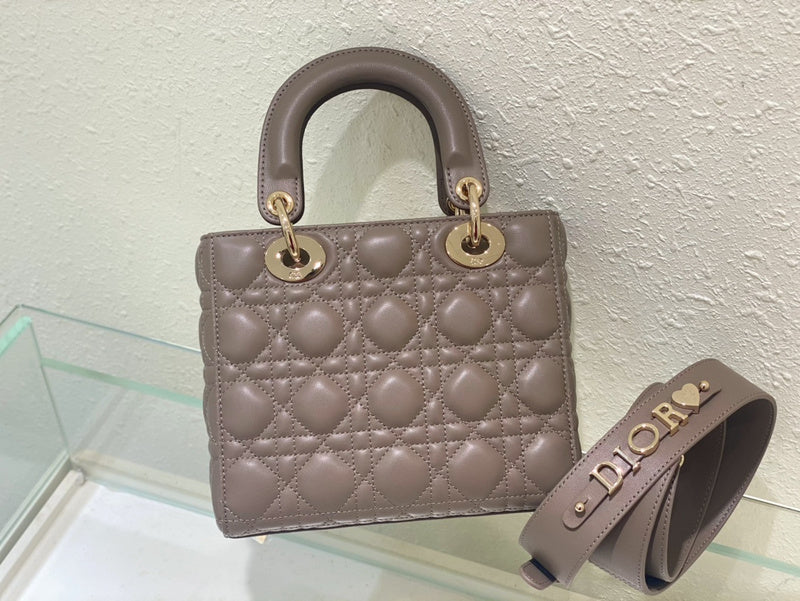 OZ - Dir Bags - 1090