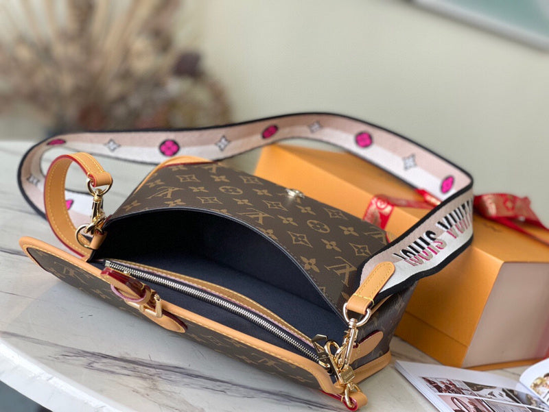 Fashion Lu-Vi bags - 4350
