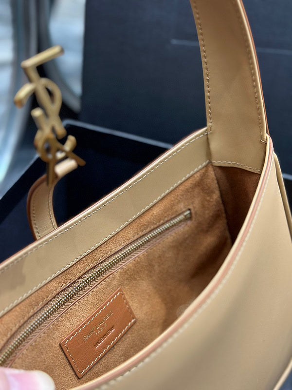 OZ - SLY Bags - 596