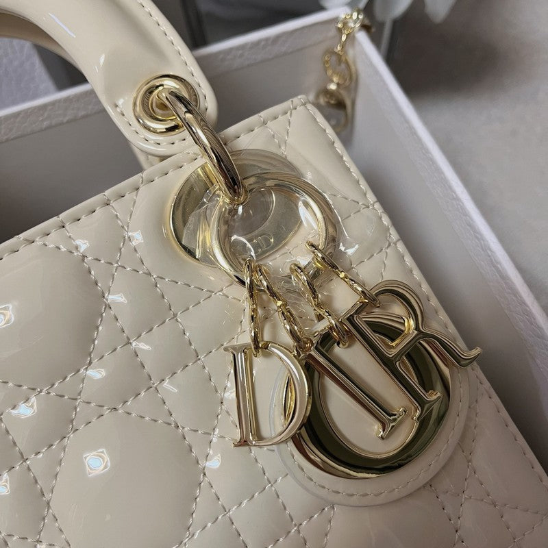 OZ - Dir Bags - 884
