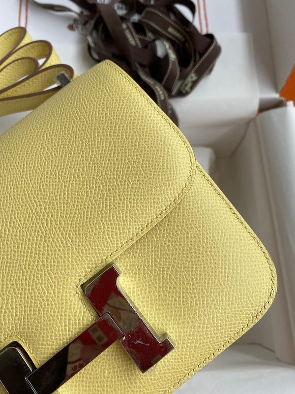 Ozarra - HMS Bags - 001