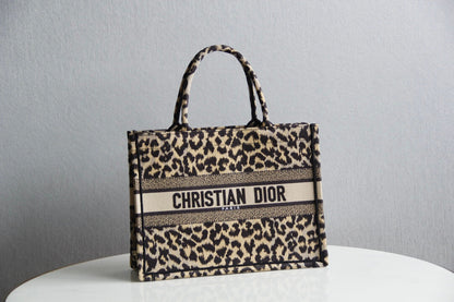 DO1286 Book Tote BIG size 41.5cm 36.5cm Embroidery LOGO red Handbag Mizza-3