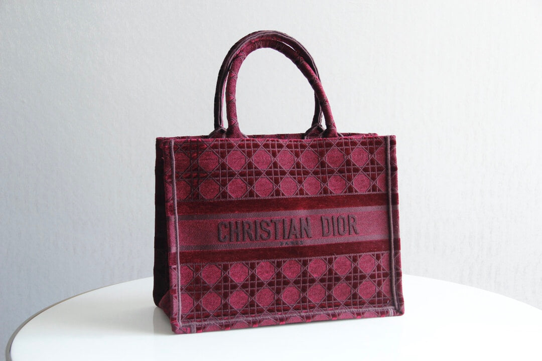 DO1286 Book Tote BIG size 41.5cm 36.5cm Embroidery LOGO red Handbag rose red