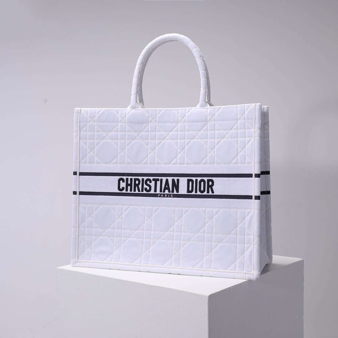 DO1286 Book Tote BIG size 41.5cm 36.5cm Embroidery LOGO red Handbag white